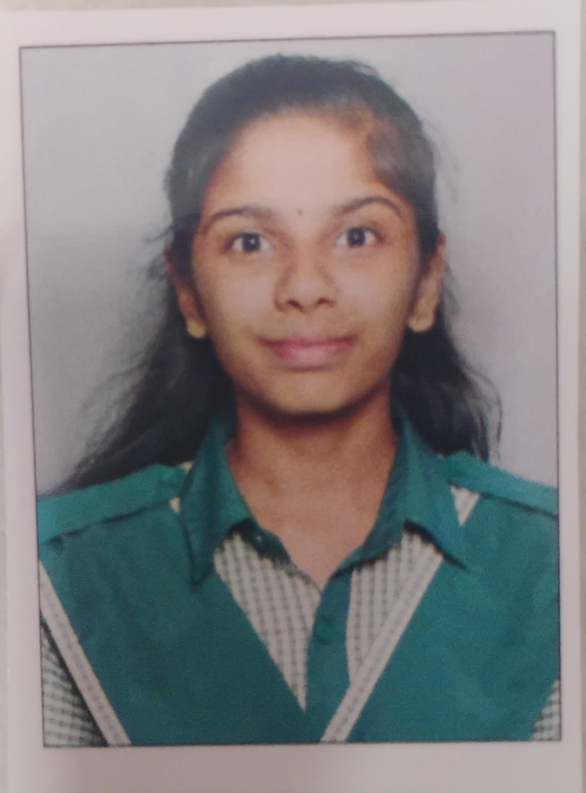Riya Maloo result portrait